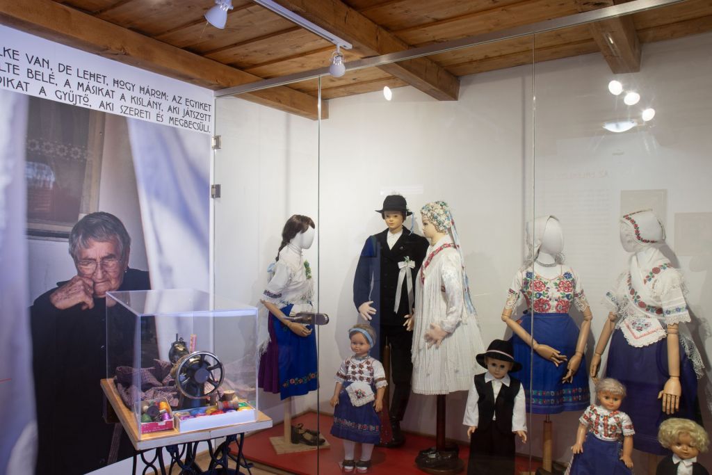 Sződi Hagyományközpont - Emlékezés szobája